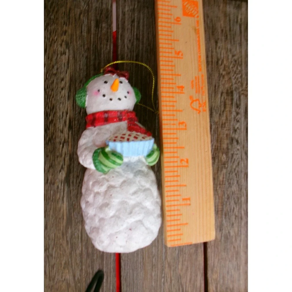 Snowman Set‎ of 3 Figurines Resin with Cherry Pie, Glass & Sledding Vintage